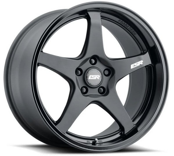 ESR AP5 MATTE BLACK GLOSS BLACK LIP 18x9.5 +22 5x114.3 72.6
